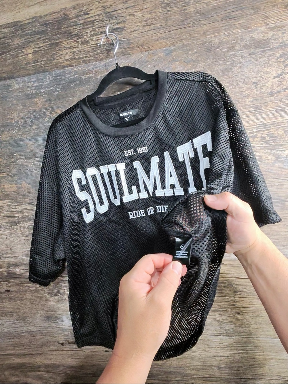 Soulmate Black Mesh Short-Sleeve Tee - Men - Picture 6 of 7